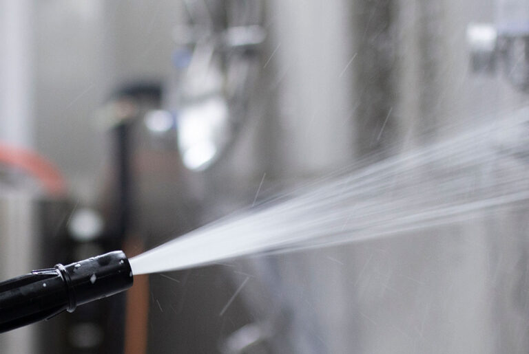 Proceso de limpieza profesional de campanas extractoras